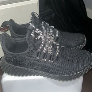 Men Adidas tennis shoes (MOVING SALE! NEED EVERYTHING GONE!)